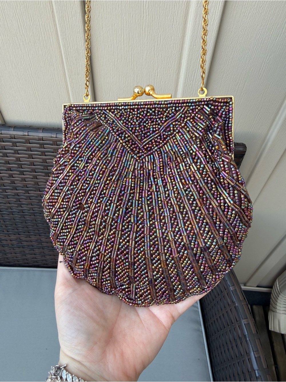 Jenny Buchanan Multi-color Beaded Scallop Clamshell Purse Handbag Chain Strap